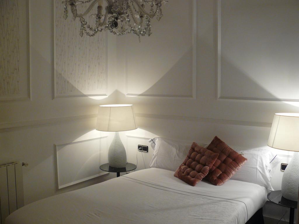 Apartamentos Manzana Madrid Habitación foto