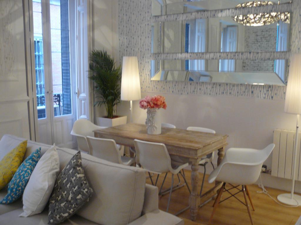 Apartamentos Manzana Madrid Habitación foto